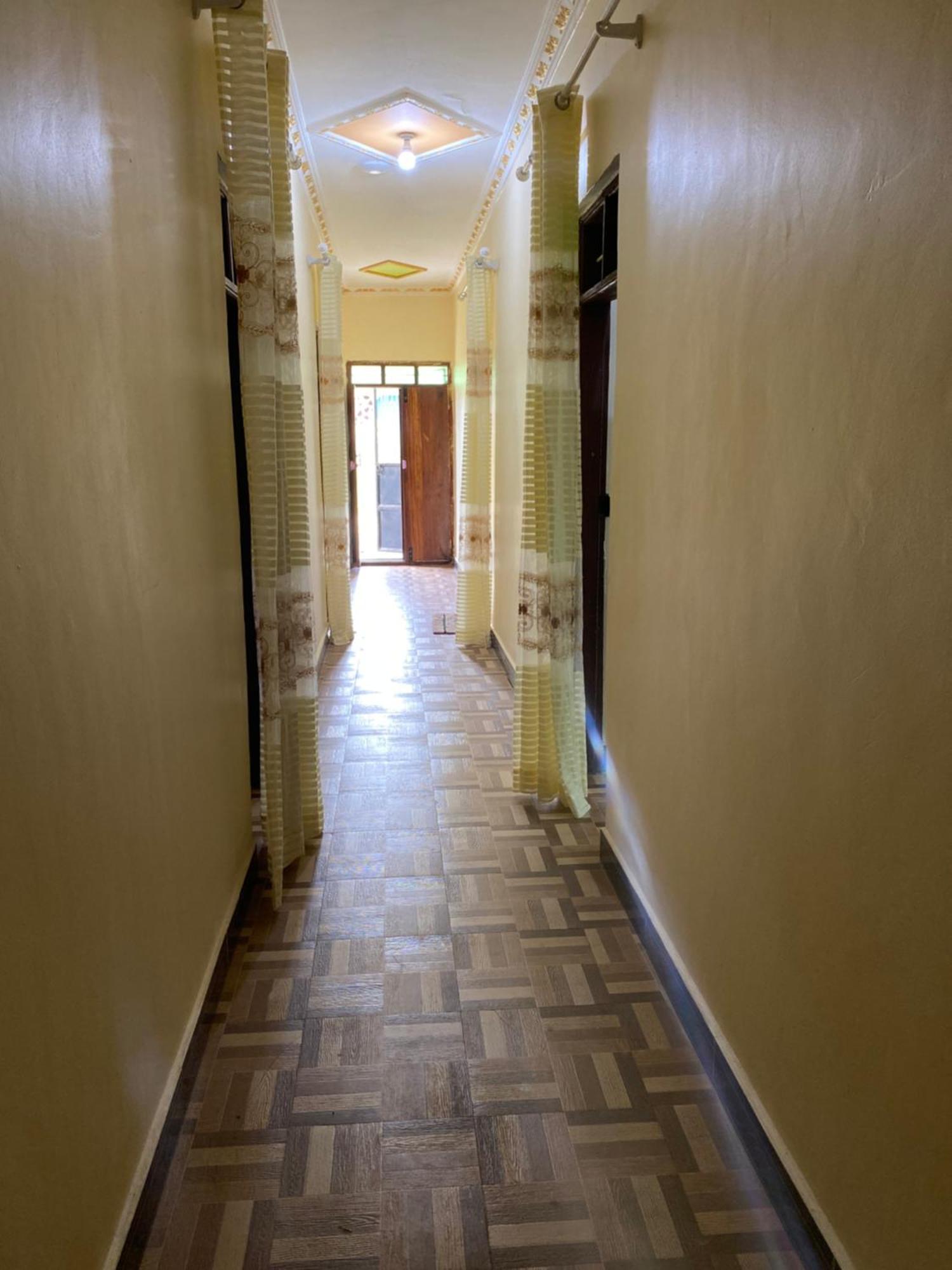 Falcon House Kendwa Bed and Breakfast Esterno foto